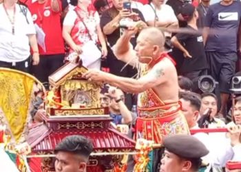 Perayaan Cap Go Meh di Manado Berlangsung Meriah dan Penuh Tradisi